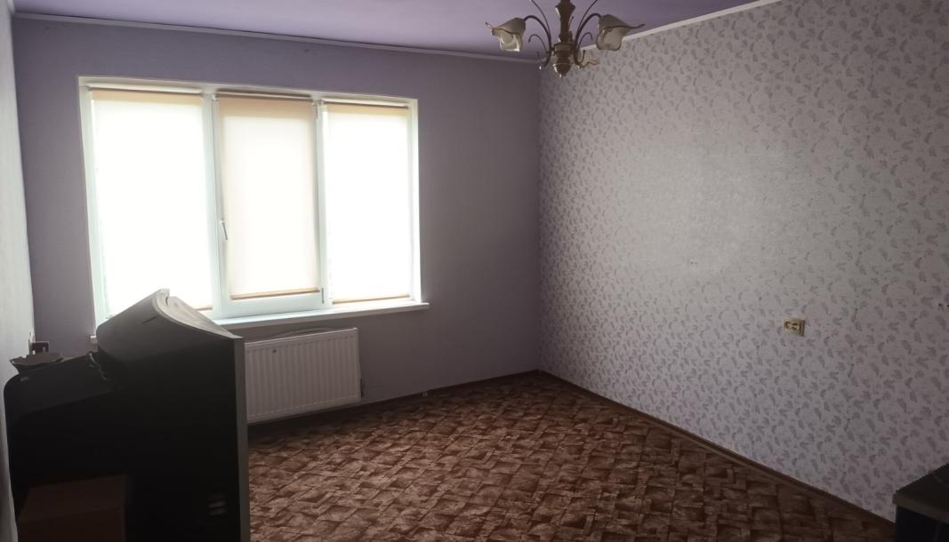 Квартира, 4-кімн., Новопокровка, Чугуевский район