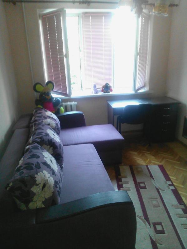 Квартира, 2-кімн., Харьков, Павлово Поле, 23 Августа