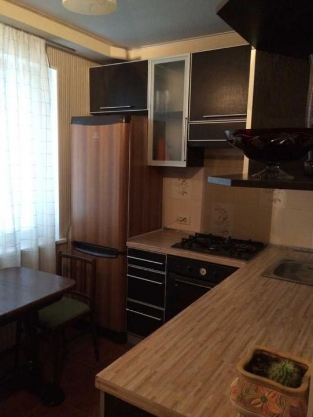 Квартира, 3-кімн., Харьков, Защитников Украины метро, Полевая (Комсомольская, Щорса. олхозная, Калинина)