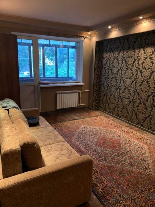 Квартира, 3-кімн., Харьков, Защитников Украины метро, Полевая (Комсомольская, Щорса. олхозная, Калинина)