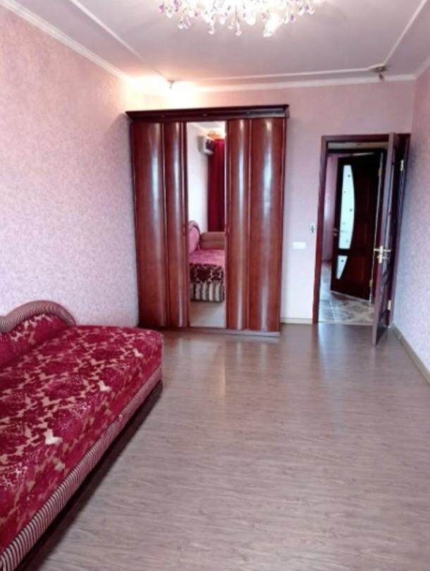 Квартира, 4-кімн., Харьков, 604м/р, Салтовское шоссе