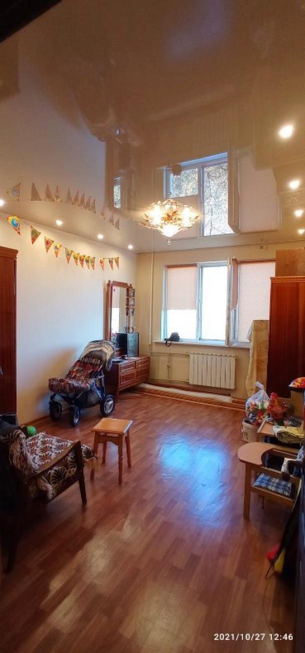 Квартира, 3-кімн., Харьков, 604м/р, Тракторостроителей просп.