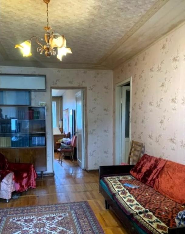 Квартира, 3-кімн., Харьков, Гагарина метро , Аэрокосмический просп. (Гагарина проспект)