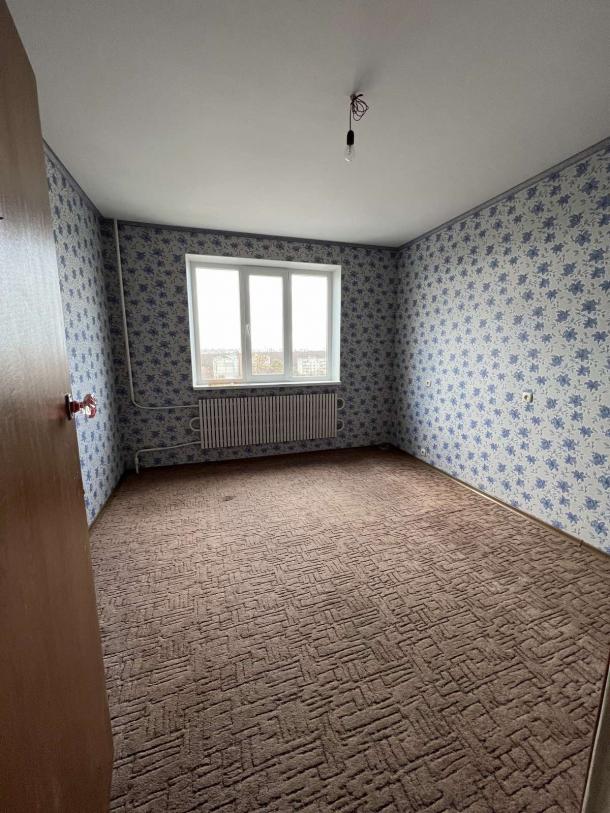 Квартира, 3-кімн., Харьков, Павлово Поле, Деревянко