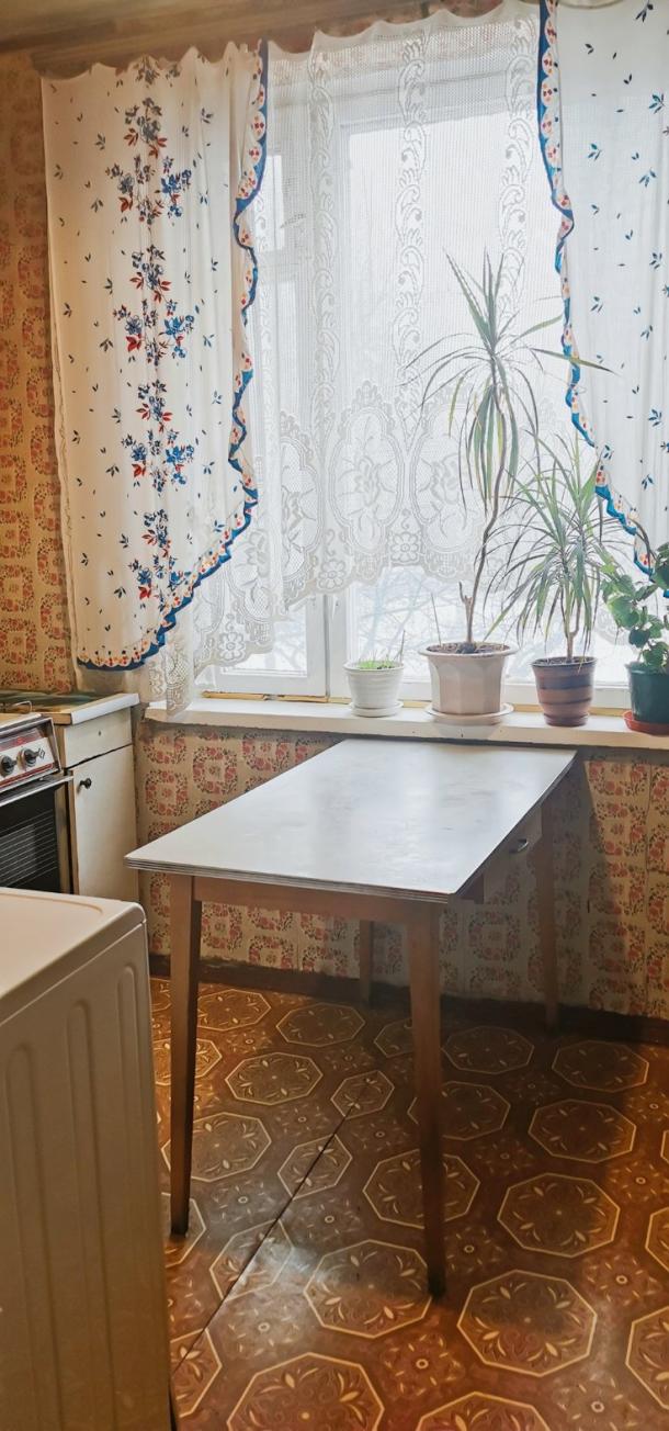 Квартира, 3-кімн., Харьков, Спортивная метро, Дмитрия Коцюбайло (Державинская)