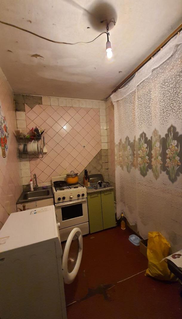 Квартира, 2-кімн., Змиев, Чугуевский район