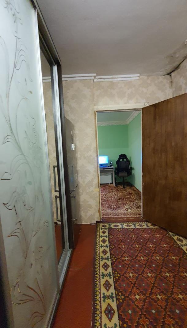 Квартира, 2-кімн., Змиев, Чугуевский район