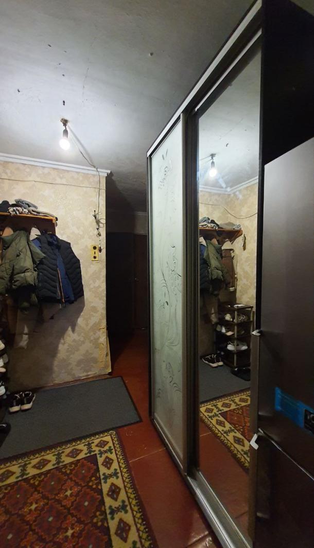 Квартира, 2-кімн., Змиев, Чугуевский район
