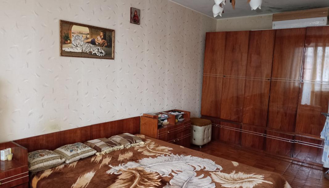 Квартира, 2-кімн., Чугуев, Чугуевский район, Авиатор мкр