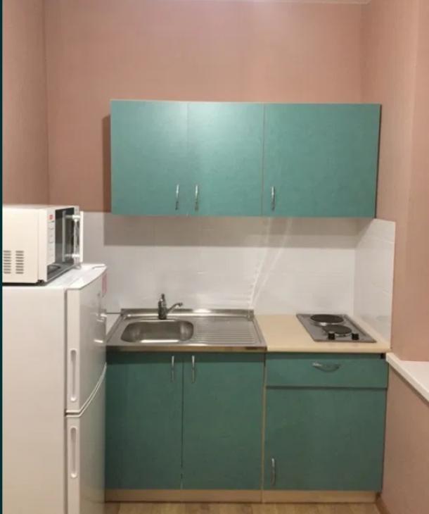 Гостинка, Харьков, Центральный рынок метро, Резниковский пер.