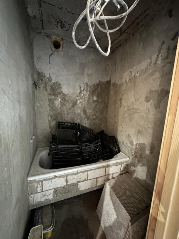 Квартира, 3-кімн., Харьков, 626м/р, Единства (Краснодарская)