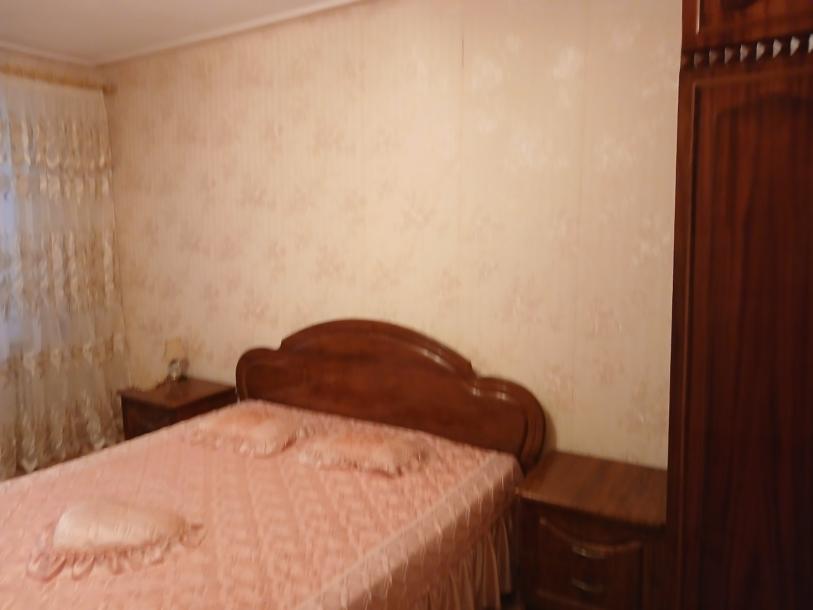 Квартира, 3-кімн., Чкаловское, Чугуевский район, Свободы