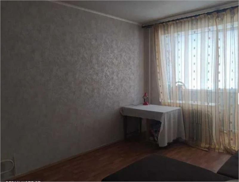 Квартира, 3-кімн., Харьков, 625м/р, Амосова