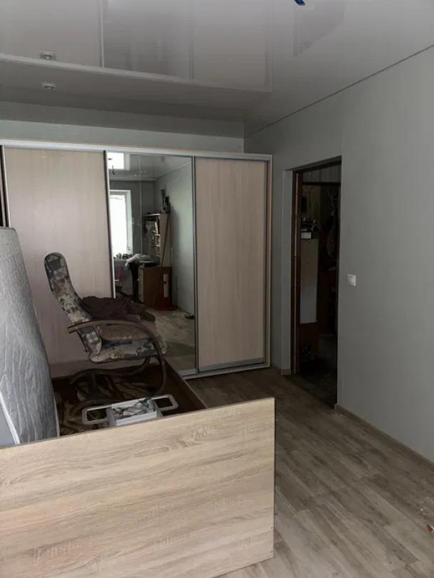 Квартира, 3-кімн., Харьков, Пятихатки, Академика Вальтера