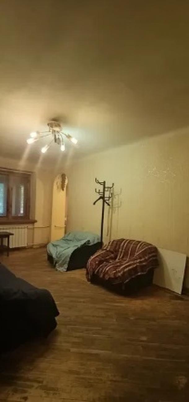 Квартира, 3-кімн., Харьков, Павлово Поле, Есенина