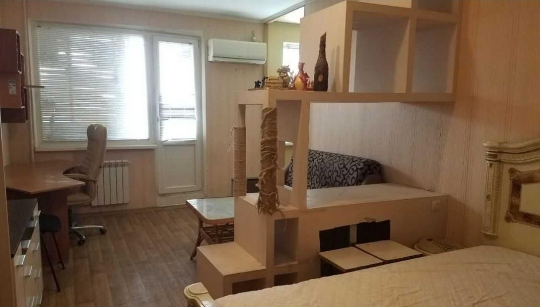 Квартира, 1-кімн., Харьков, 533м/р, Тракторостроителей просп.