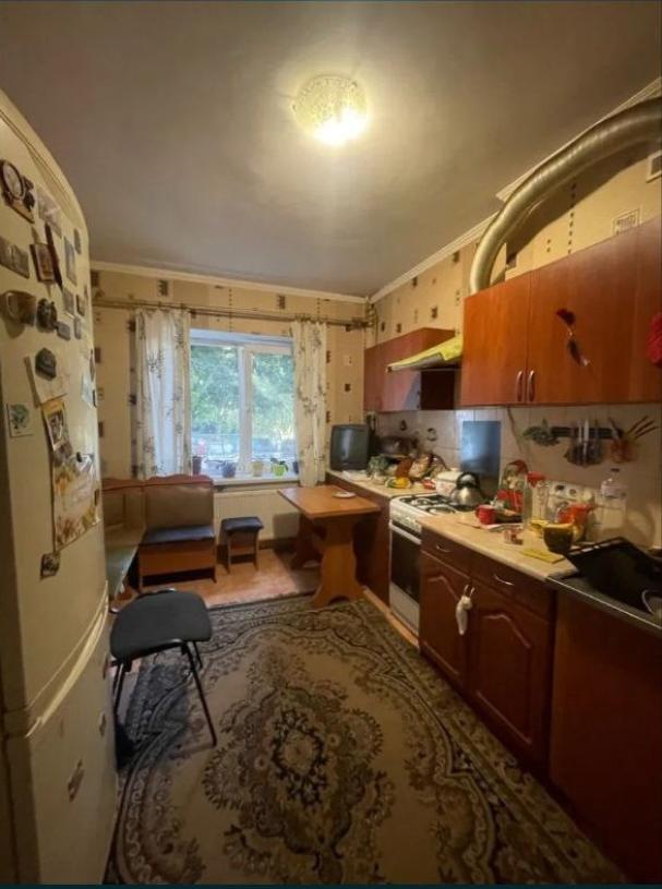 Квартира, 3-кімн., Харьков, Алексеевка, Ахсарова