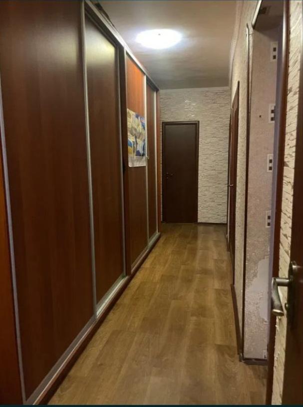 Квартира, 3-кімн., Харьков, Алексеевка, Ахсарова