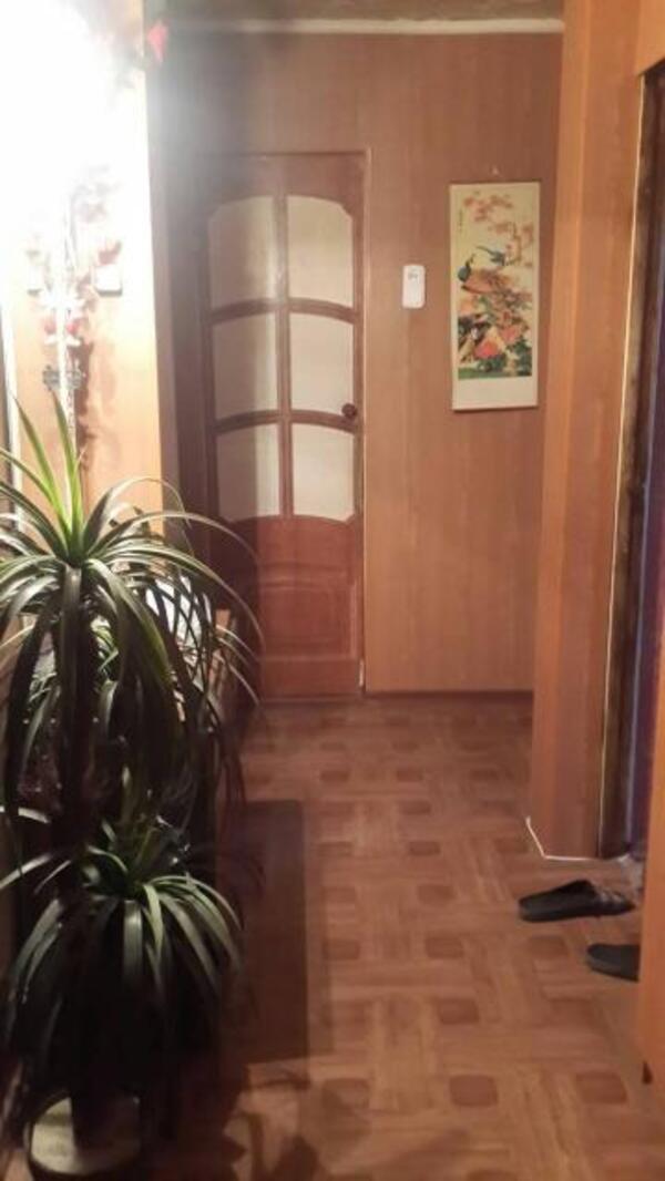 Квартира, 2-кімн., Чугуев, Чугуев, Авиационная