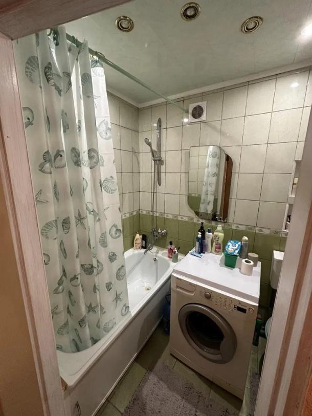 Квартира, 2-кімн., Чугуев, Чугуевский район, Харьковская