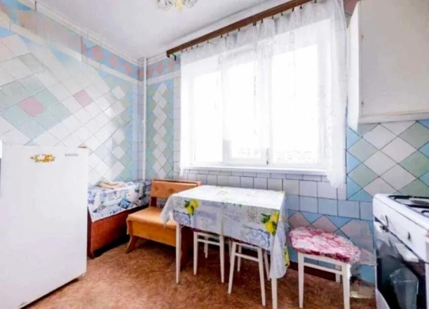 Квартира, 3-кімн., Харьков, 524м/р, Бучмы