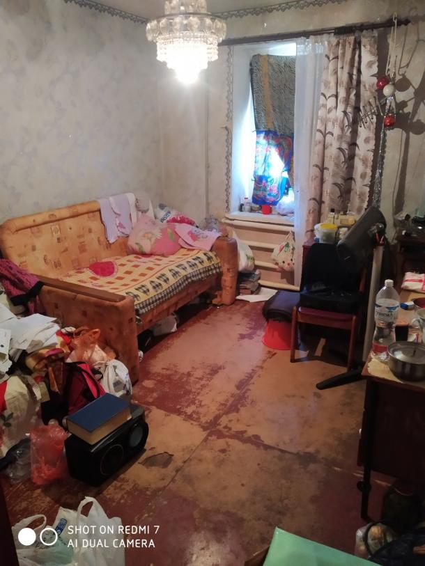 Купить гостинка, Харьков, ОСНОВА, Достоевского в-зд