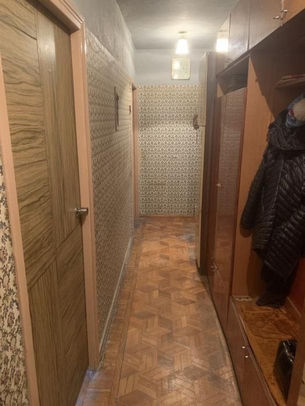 Квартира, 3-кімн., Харьков, 522м/р, Валентиновская