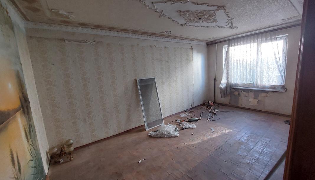 Квартира, 1-кімн., Змиев, Чугуевский район