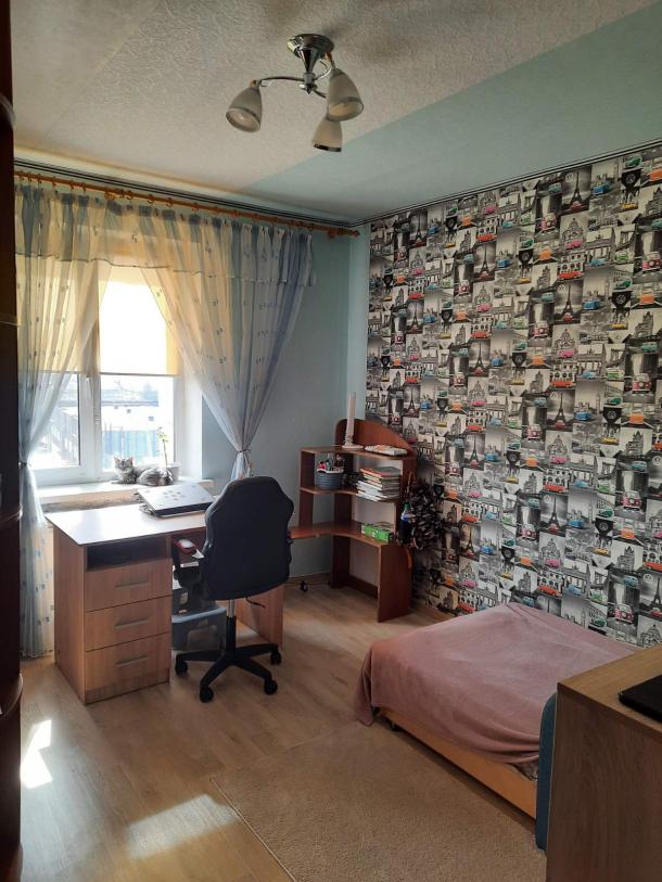 Квартира, 3-кімн., Харьков, Аэропорт, Аэрокосмический просп. (Гагарина проспект)