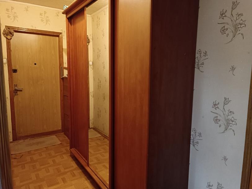 Квартира, 1-кімн., Харьков, 615м/р, Гвардейцев Широнинцев