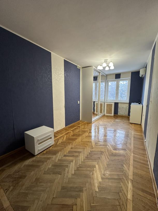 Квартира, 3-кімн., Харьков, Новые Дома, Байрона пр. (Героев Сталинграда пр.)