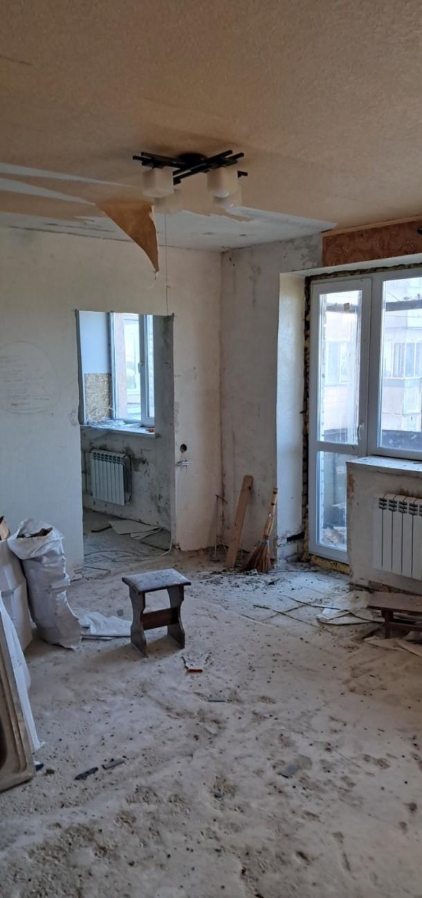 Квартира, 3-кімн., Харьков, Завод Шевченко, Селянская (Совхозная, Пионера)