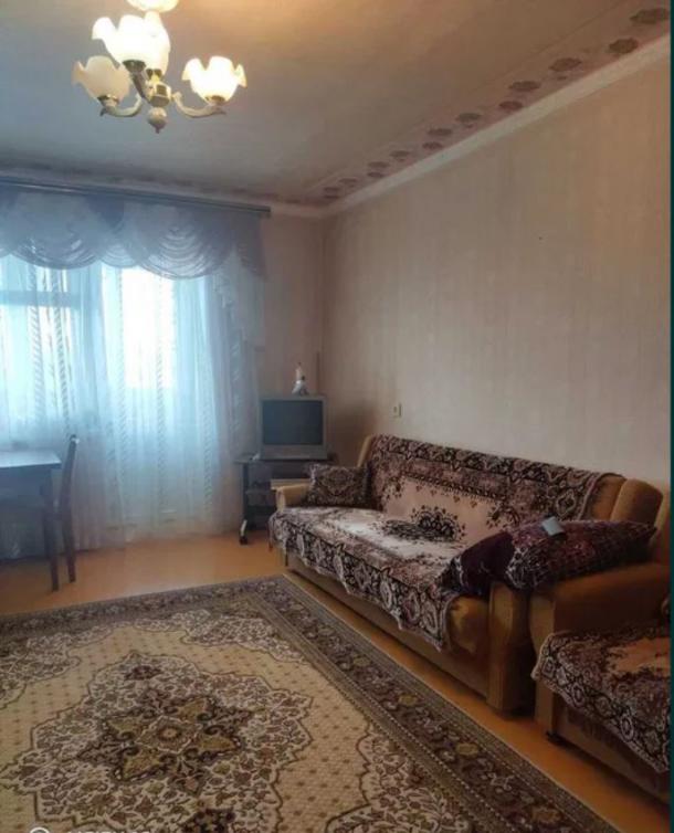 Квартира, 3-кімн., Харьков, 8 хлебзавод, Ферганская