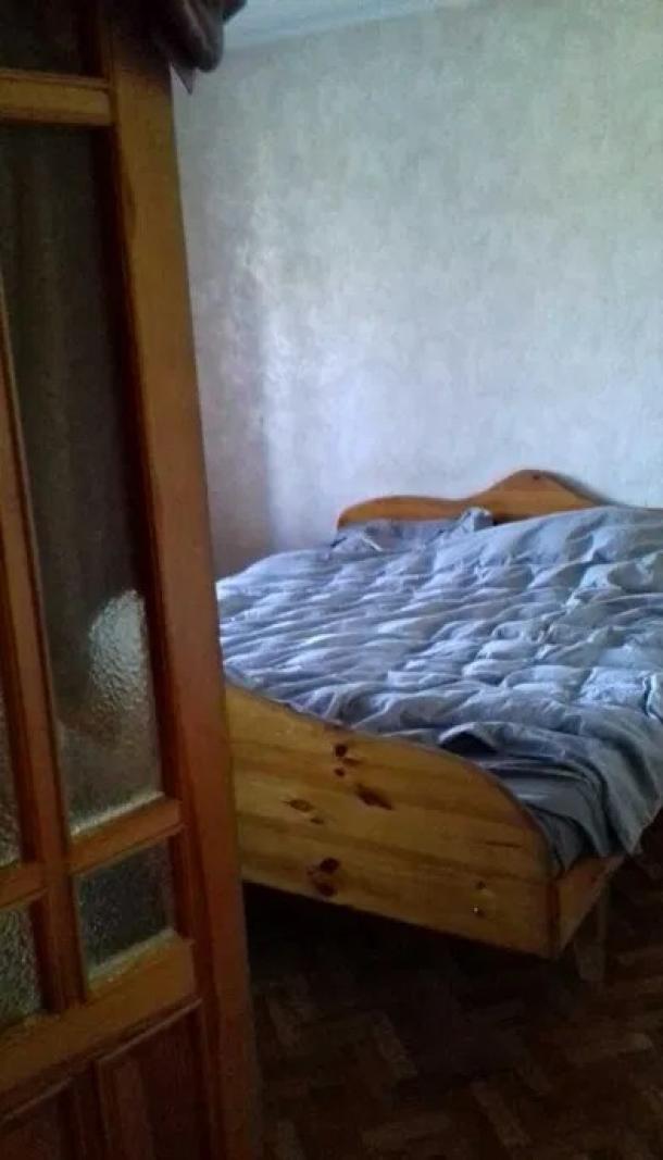 Квартира, 3-кімн., Чугуев, Чугуевский район, Литвинова