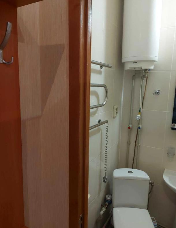 Гостинка, Харьков, Спортивная метро, Добровольцев (Молодой Гвардии)