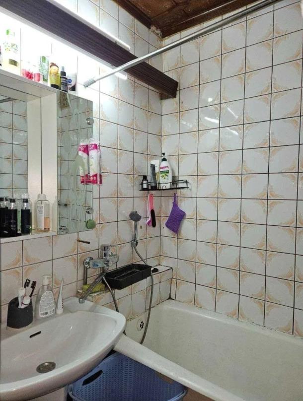 Квартира, 2-кімн., Харьков, Залютино, Борзенко