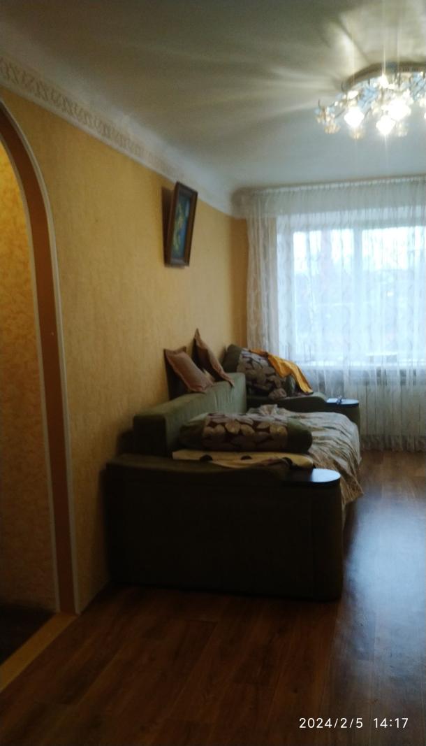 Квартира, 3-кімн., Чугуев, Чугуевский район, Харьковская