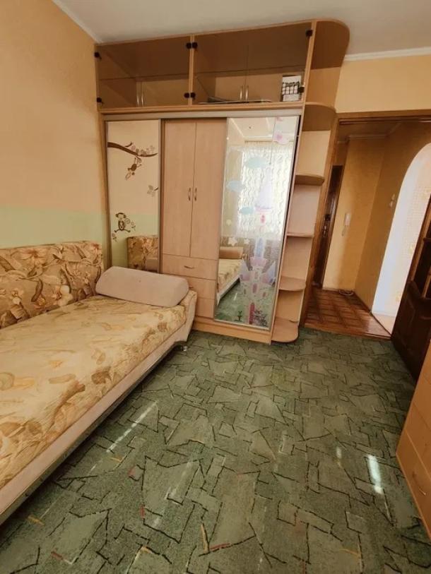Квартира, 2-кімн., Харьков, 533м/р, Тракторостроителей просп.