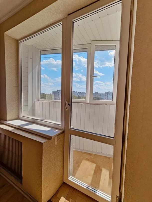 Квартира, 2-кімн., Харьков, 533м/р, Тракторостроителей просп.