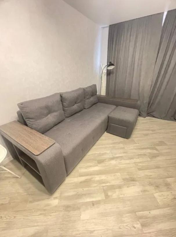Квартира, 1-кімн., Харьков, 522м/р, Непокоренных (Героев Труда)