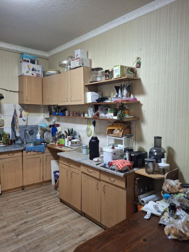 Квартира, 3-кімн., Солоницевка, Харьковский район, Каштановая (Щорса, Красного милиционера)
