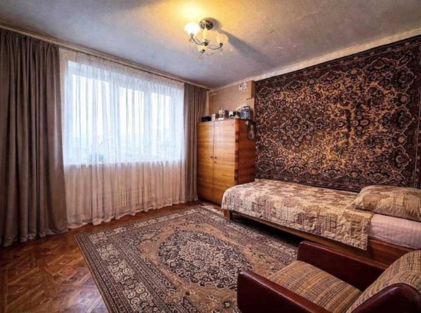 Квартира, 2-кімн., Харьков, Алексеевка, Архитекторов