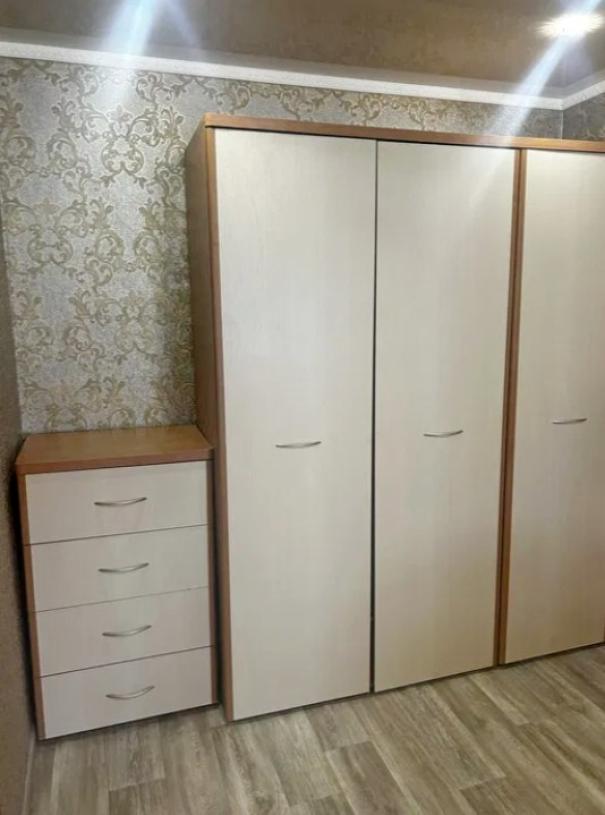 Квартира, 2-кімн., Чугуев, Чугуевский район, Гвардейская