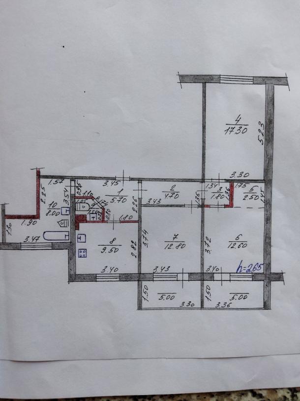 Квартира, 3-кімн., Солоницевка, Харьковский район, Независимости (Луначарского,70 Лет Октября, Буденого)