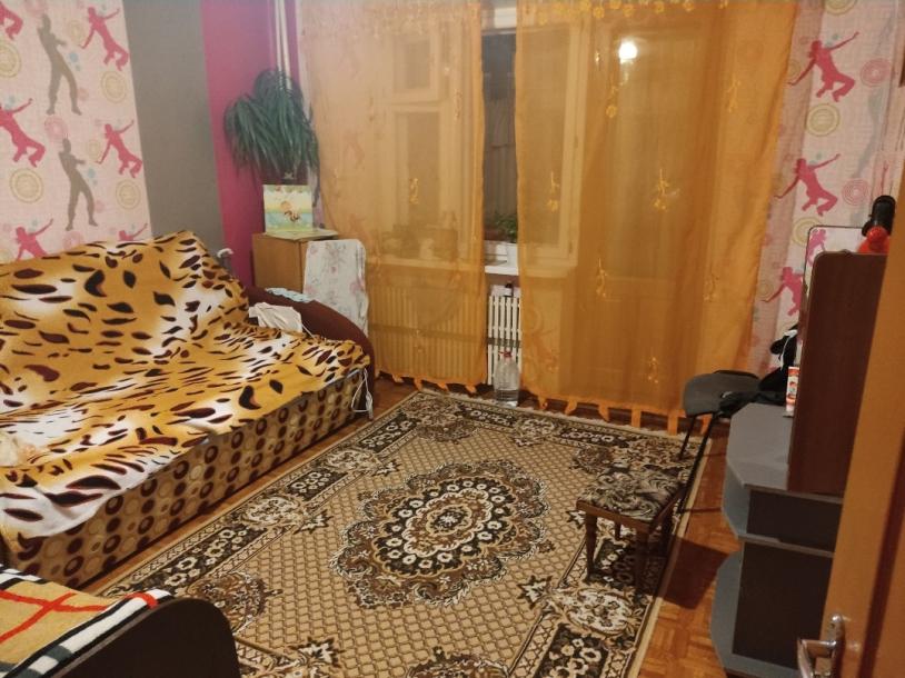 Квартира, 4-кімн., Харьков, Песочин, Квартальная
