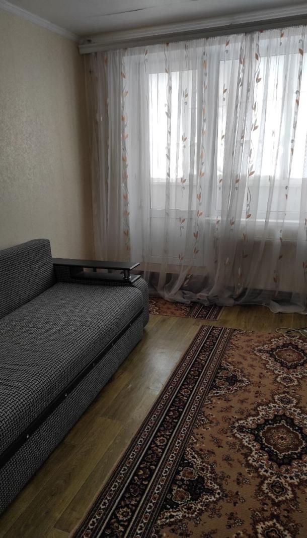 Квартира, 3-кімн., Дергачи, Харьковский район, Садовая (Чубаря, Советская, Свердлова)