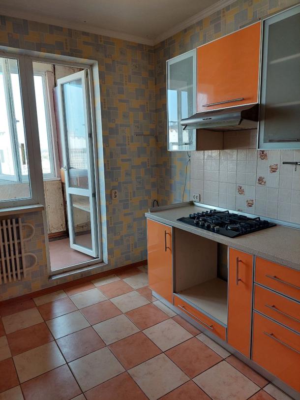 Квартира, 2-кімн., Харьков, Рогань жилмассив, 92-й бригады (Грицевца)