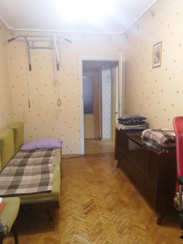 Квартира, 3-кімн., Харьков, Павлово Поле, Тобольская