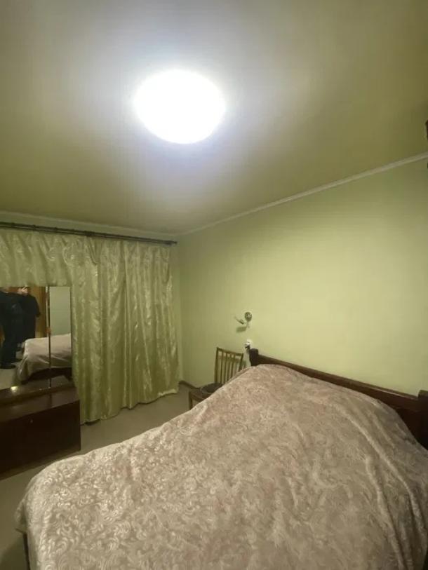 Квартира, 3-кімн., Харьков, Восточный, Роганская