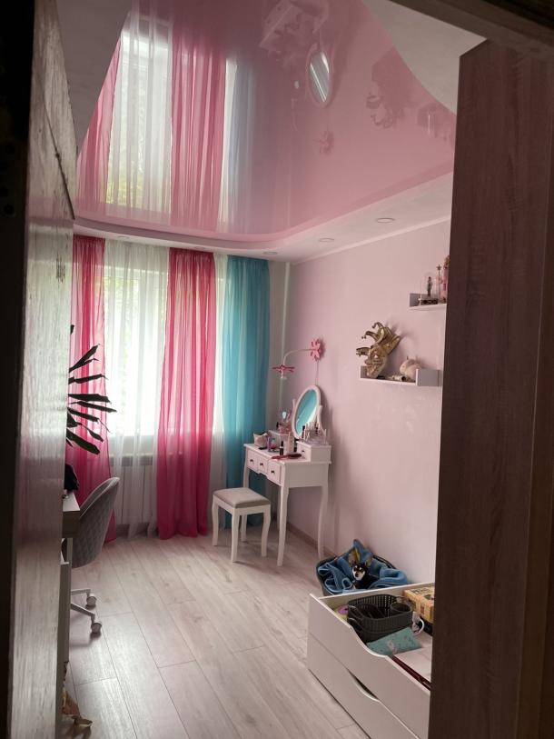 Квартира, 3-кімн., Харьков, 605м/р, Гвардейцев Широнинцев